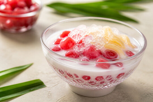 Tub tim grob Thai red ruby dessert in coconut milk