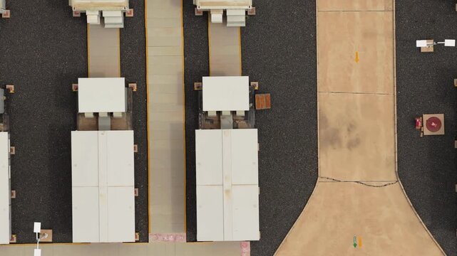Integrated solar power and energy storage station	