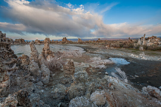 Beautiful scenic view of limestone tufa towers on the shore of Mono Lake