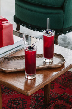 Non alcoholic beverage with hibiscus