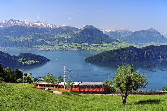 Railcar 5 from 1965, Vitznau Rigi Bahn, behind Lake Lucerne with Buochserhorn, B&uuml;rgenstock, Stanserhorn, Vitznau, Canton of Lucerne, Switzerland