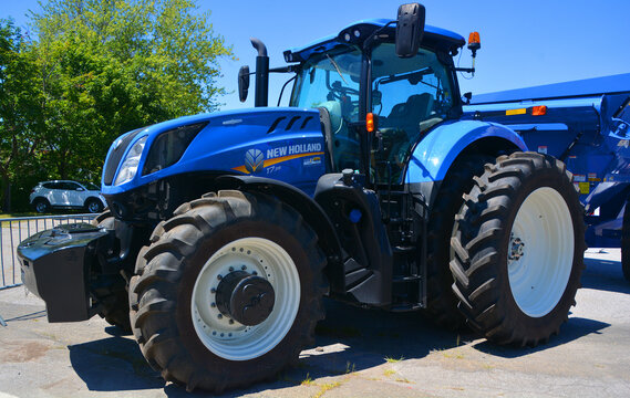 SAINT HYACINTHE QC CANADA: NEW HOLLAND T7.315  tractor, New Holland is a global brand of agricultural machinery produced by CNH Industrial was founded in 1895 in New Holland, Pennsylvania