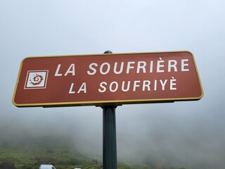 Volcan de la Soufrière, Guadeloupe © vouvraysan