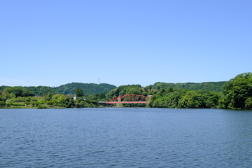 Fototapeta premium 亀山湖豊田大橋の風景