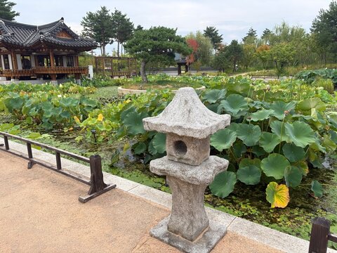 korea pavilion in garden