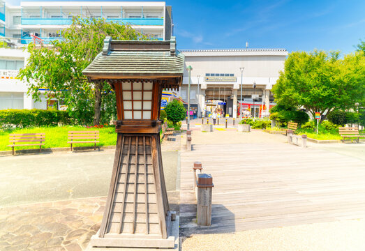 相鉄・天王町駅前　かたひらばし（旧東海道史跡）
