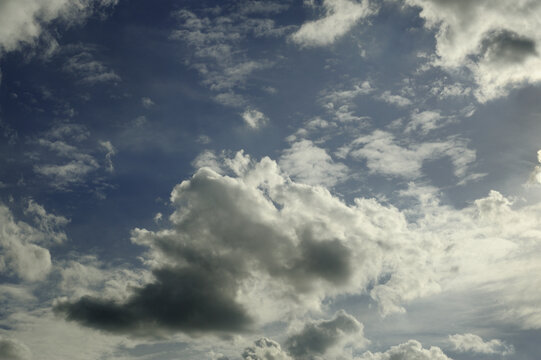cloudy beautiful sky , Beautiful cloud