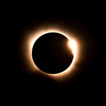 The diamond ring during the total solar eclipse over northern Spain in August 2026