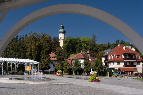 2025-09-09; Zdrojowy park view with church tower, Polanica-Zdroj, Poland.