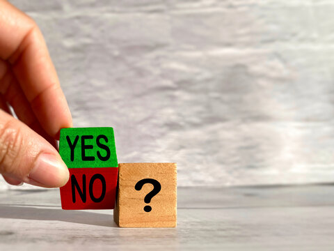 Yes or No Decision Making and Choice Concept