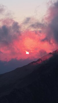 Kapelle zum Hl. Valentin Sonnenuntergang - Zillertal - Tirol - Zillergr&uuml;ndl