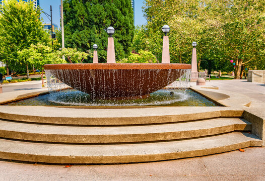 Fountain At Bellevue Park 5
