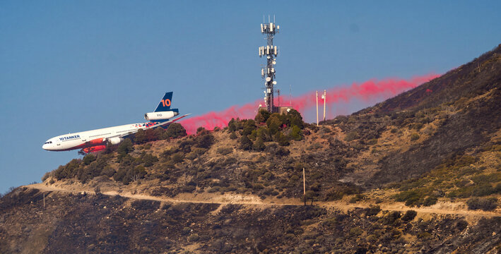 A Very Large Air Tanker (VLAT) from 10 Tanker Air Carrier, LLC Provides Aviation Resources During Large Wildfires 