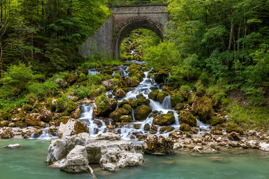 M&uuml;ndung des Hartelsgraben in die Enns, Nationalpark Ges&auml;use, Steiermark