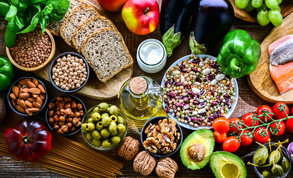 Food products representing the Mediterranean diet