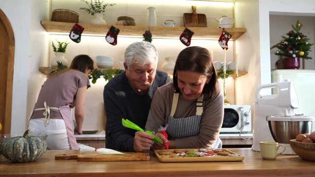 The family&mdash;parents and daughter&mdash;did activities together, decorating gingerbread cookies with cream cheese and preparing food for a Thanksgiving and Christmas party at home.
