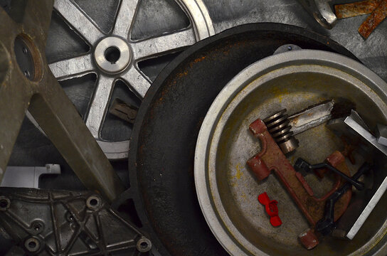 Roues graphiques chez un ferailleur