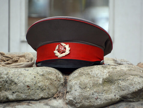 BERLIN GERMANY: DDR Deutsche Demokratische Republik, GDR (German Democratic Republic,) cap hat.