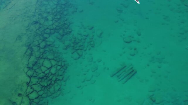 ARCHEOLOGIA SUBACQUEA AEREA, LE CINQUE COLONNE ROMANE DI TORRE CHIANCA A PORTO CESAREO