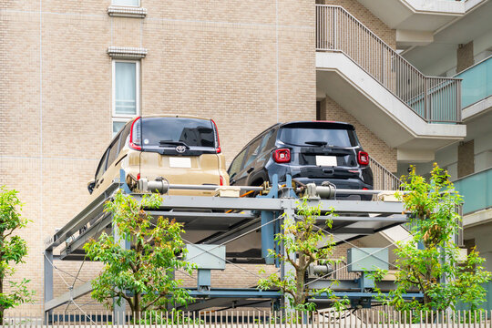マンションの機械式駐車場