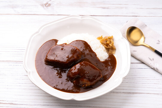 塊肉のポークカレー