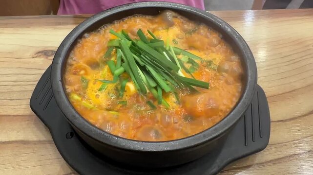 얼큰순대국