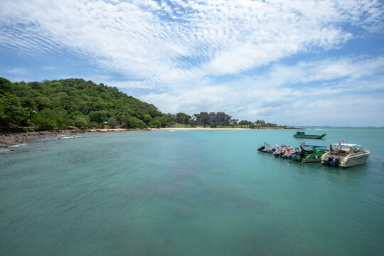 17,Aug,2026,rayong Thailand,This is the vibrant and beautiful atmosphere of the sea in Khao Laem Ya National Park, Rayong Province, Thailand.