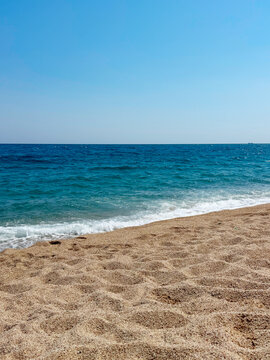Sea view, beach, coast. Summer vacation concept, sea shore, seaside, ocean beach, seaview, coastline, vertical image