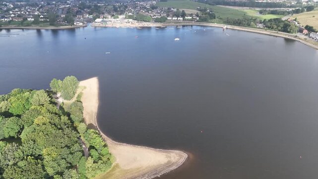 Hollingworth Lake