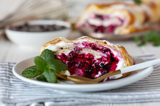 Piece of Finnish pancake (pannukakku).