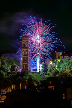 Fireworks in Cassacco. Tower burning. Traditions and shows in Friuli.