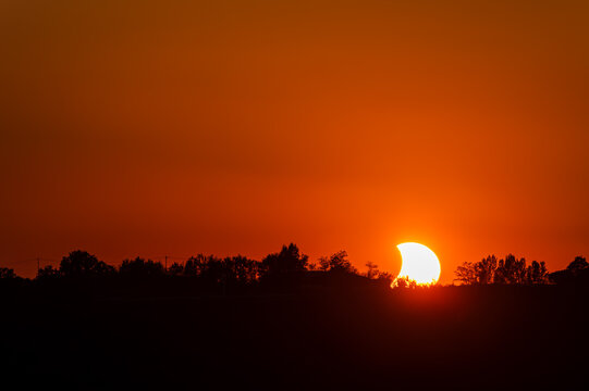Fin de l'&eacute;clipse solaire partielle du 12 ao&ucirc;t 2026 dans le sud-ouest de la France