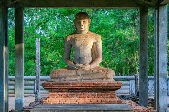 Samadhi Buddah Statue, meditating Buddha in Anuradhapura