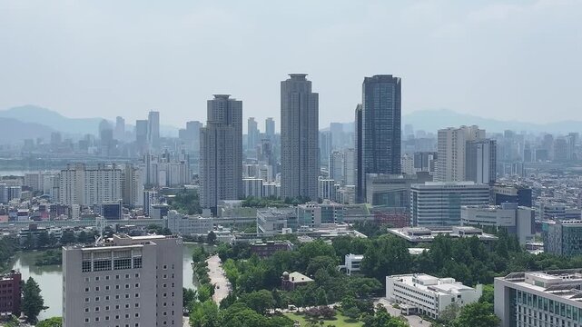 서울 어린이대공원과 건국대학교