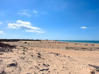 wide sandy dune and beach landscape of the Playa de Camposoto, long promontory between the Atlantic Ocean and the Cano de Sancti Petri near Cadiz, Andalusia, Spain © keBu.Medien