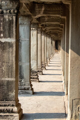 Fototapeta premium interieur du temple d'Angkor Vat à Siem Reap, Cambodge