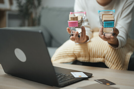 price comparison products with compare shopping; a digital product comparison scene. price guides choices, comparison frames meaning, and products supports buyers. For useful context.