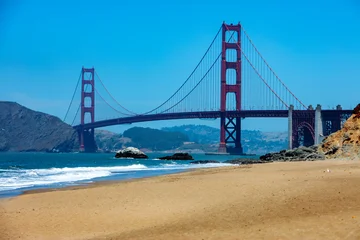 Empty beach in front of the Golden Gate Bridge in San Francisco © Stuart Monk