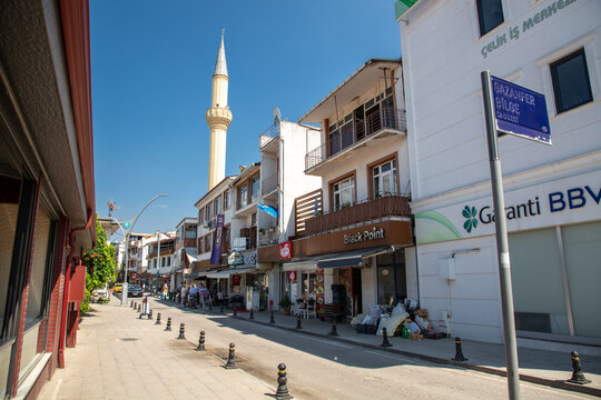 Street view from Karamurse, a coastal municipality in Kocaeli, Turkiye