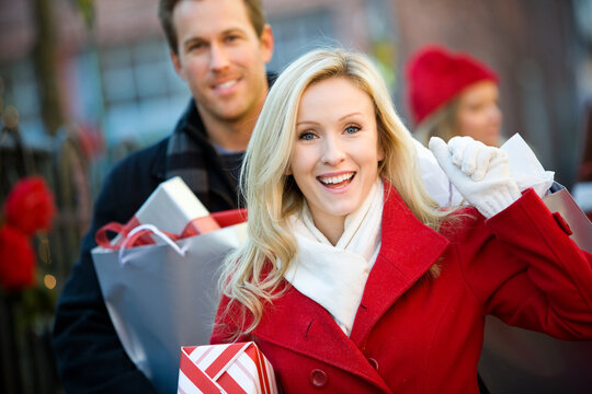 Christmas: Having a Great Time Christmas Shopping