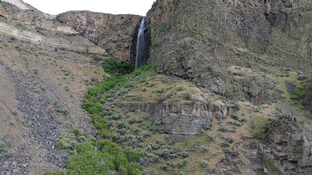 Landscape with Billy Chinook Falls - The Cove Palisades State Park, Oregon