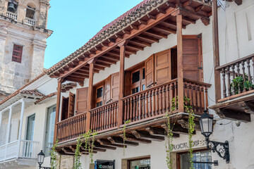 Cartagena Old City colonial building with wooden balcony © contentzilla