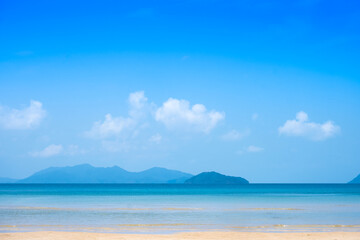 Fototapeta premium Tropical Nature ocean and summer sea water with beautiful bright sunlight. Perfect for summer vacation and travel background 