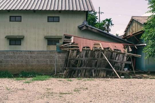 old abandoned japanese house