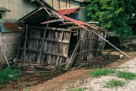 old abandoned japanese house