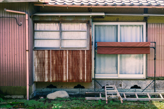 old abandoned japanese house
