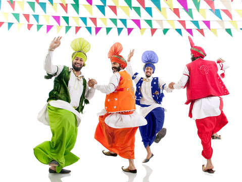 Sikh men dancing 