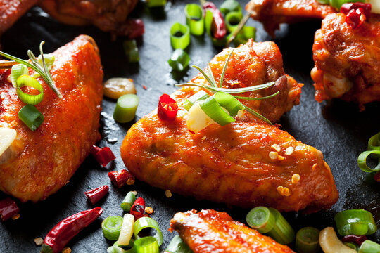 Marinated and grilled chicken wings, close-up