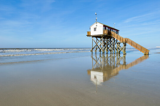 Germany, Schleswig-Holstein, St Peter-Ording, stilt house on the beach