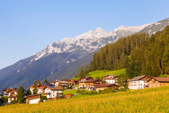 Austria, Tyrol, Stubai, Neustift, townscape